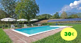 Castiglione Garfagnana: Agriturismo con piscina